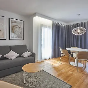  Apartment Rentalmar Families Only